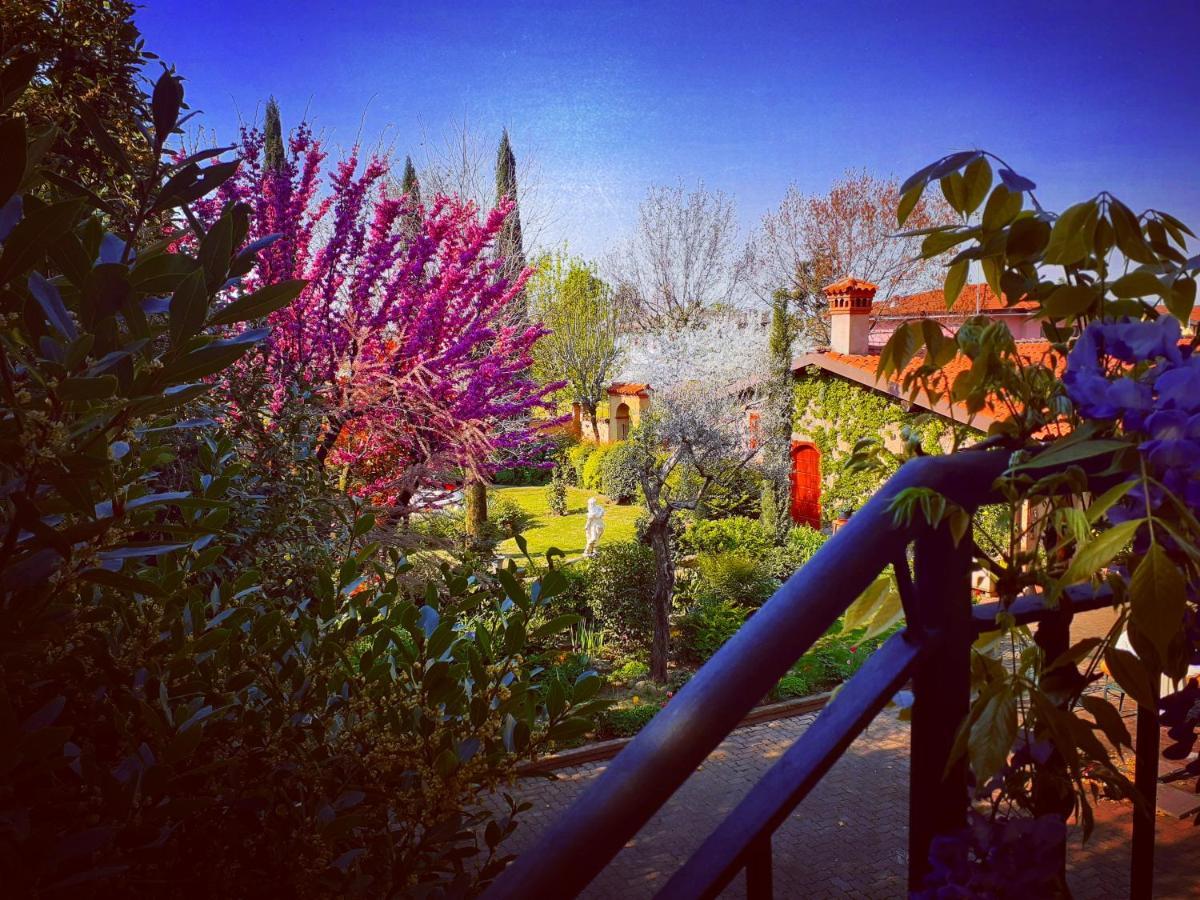 Cascina Corteprimavera, B&B Del Baliot Passirano Exteriör bild
