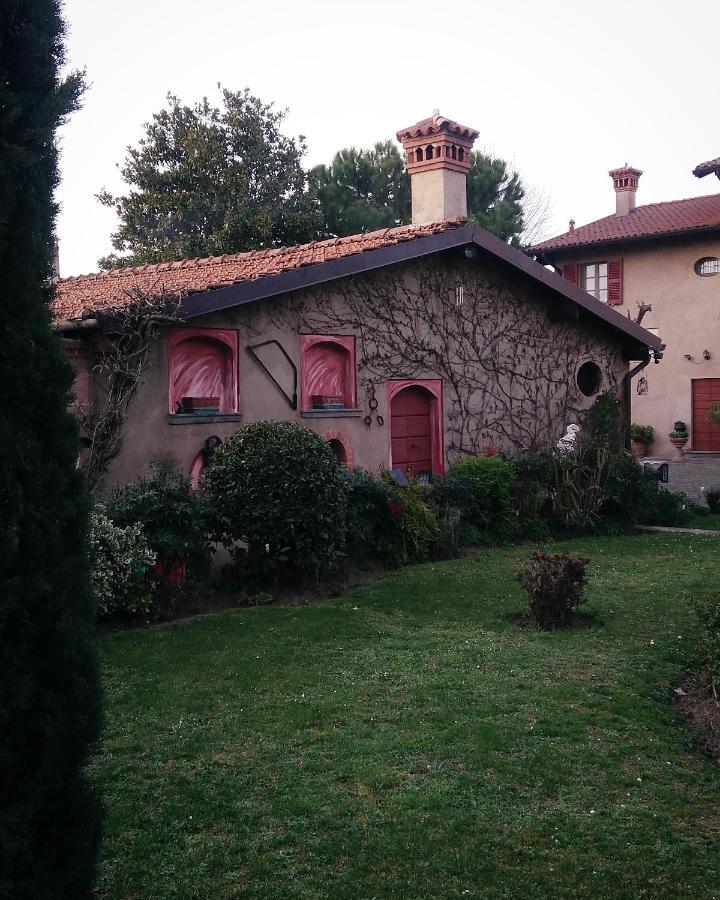 Cascina Corteprimavera, B&B Del Baliot Passirano Exteriör bild